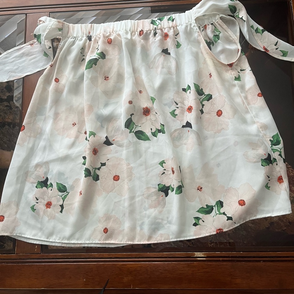 Dynamite White Floral Off-Shoulder Blouse